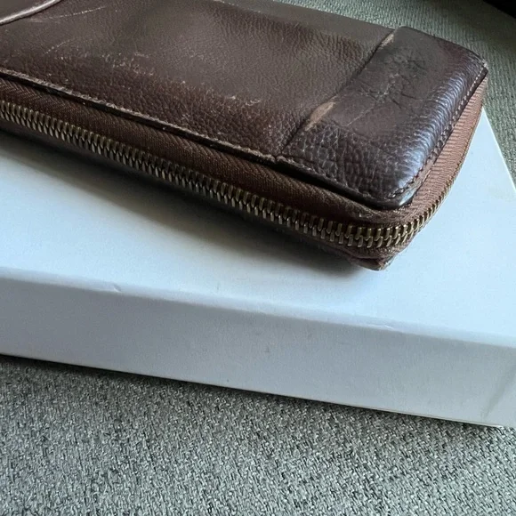 Chloé long zippered wallet twist project